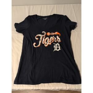 Women's Detroit Tigers T-shirt Large